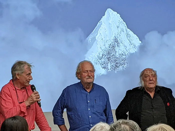 Avant-première de Tibet, un autre regard (2023). De gauche à droite : John Lagerwey, Michel Noll et Jean-Michel Carré.